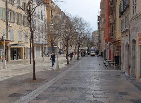 france/provence/landmark/cr-lafayette