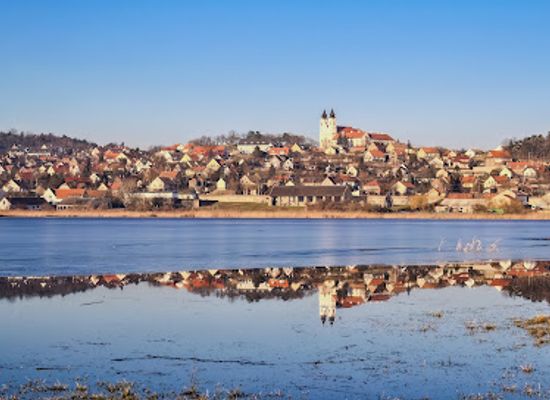 hungary/lake-balaton/landmark/lake-belso
