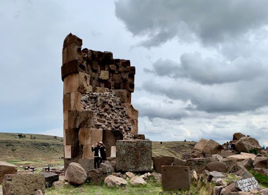 peru/north-coast/landmark/sillustani