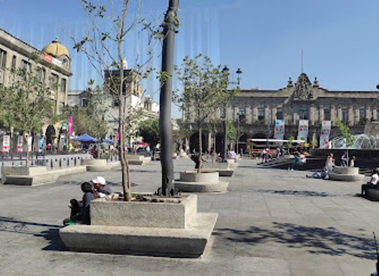 mexico/guadalajara/landmark/edificio-hernan