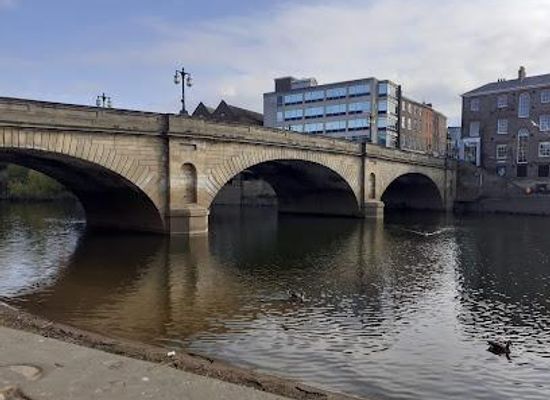 united-kingdom/leeds/landmark/ouse-bridge