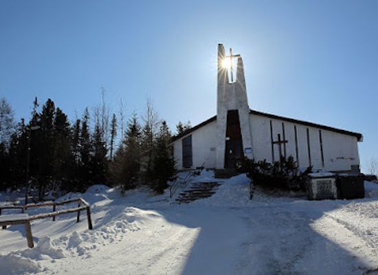 slovakia/tatras/landmark/kostol-povysenia-svateho-kriza
