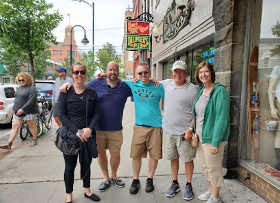 michigan/traverse-city/landmark/wilson-antiques