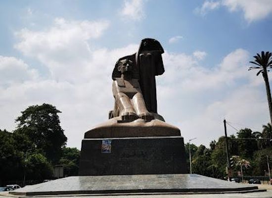egypt/cairo/landmark/egypt-s-renaissance-statue