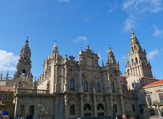 spain/santiago-de-compostela/landmark/porta-santa-da-catedral-de-santiago-de-compostela