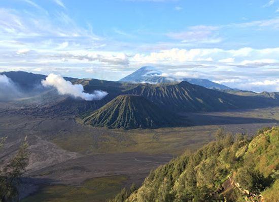 indonesia/mount-bromo/landmark/pura-luhur-poten-gunung-bromo