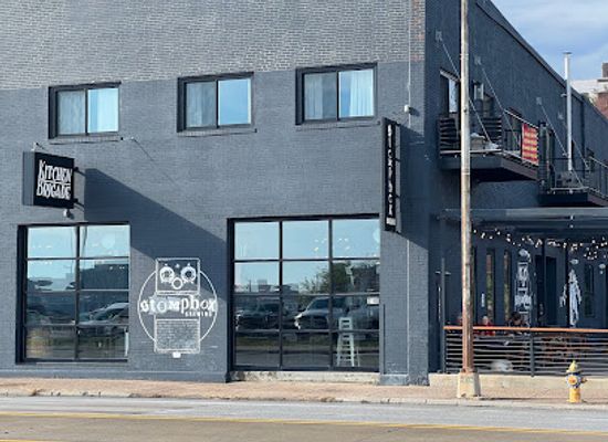 iowa/davenport/landmark/stompbox-brewing