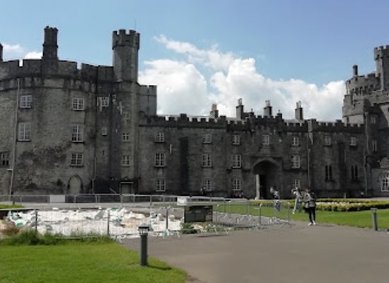 ireland/kilkenny/landmark/boattrips-ie