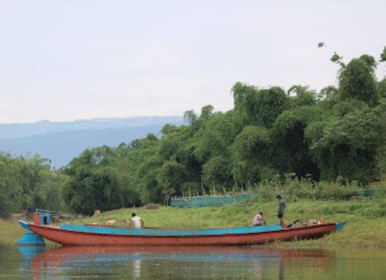 bangladesh/tanguar-haor/landmark/bisanakandi-tourist-spot