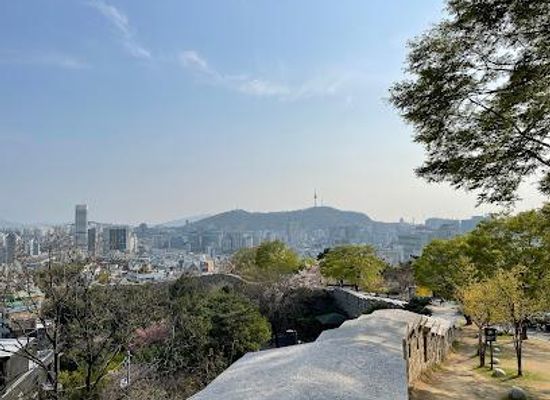 south-korea/gyeonggi-province/landmark/seoul-city-wall-trail