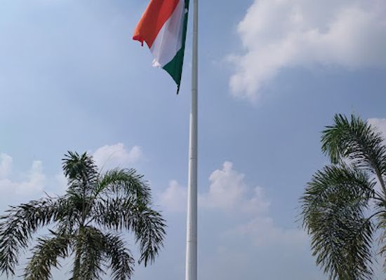 india/lucknow/gomti-nagar/landmark/national-flag-site-janeshwar-mishra-park