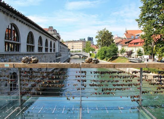 slovenia/ljubljana/landmark/mesarski-most