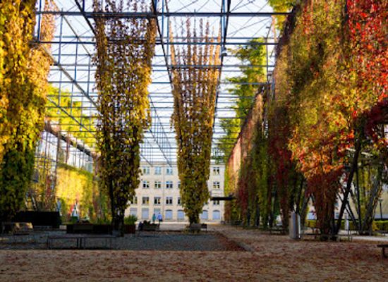 switzerland/zurich/landmark/mfo-park