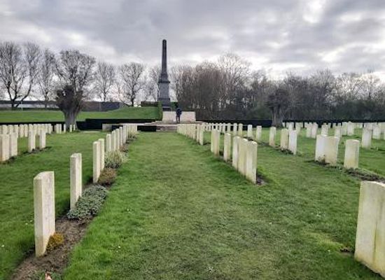 belgium/west-flanders/landmark/essex-farm-cemetery