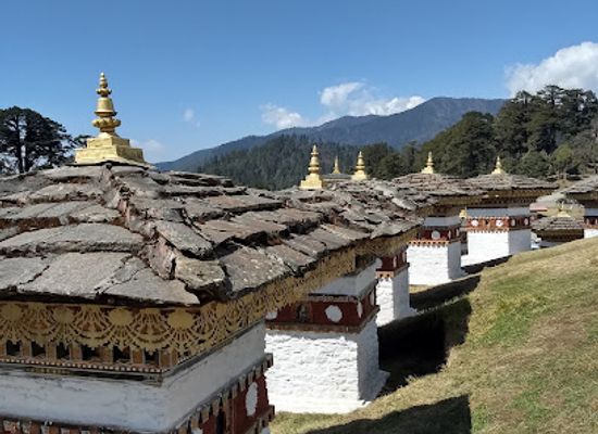 bhutan/punakha/landmark/mochu-rafting-point