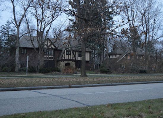 ohio/northeast-ohio/landmark/fairmount-boulevard-district
