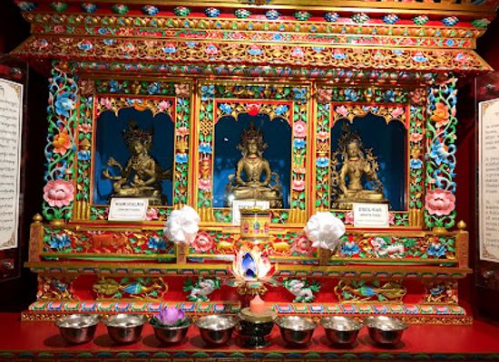 india/darjeeling/landmark/himalayan-tibet-museum