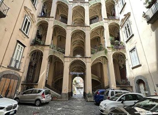 italy/positano/landmark/palazzo-dello-spagnolo