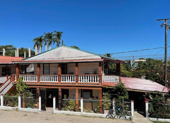 belize/toledo-district/landmark/saint-charles-inn