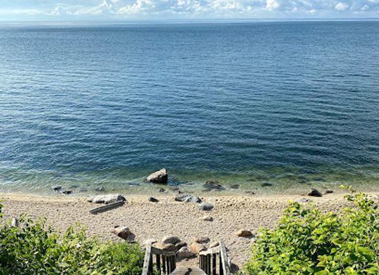 new-york/long-island/landmark/67-steps-beach-permit-parking