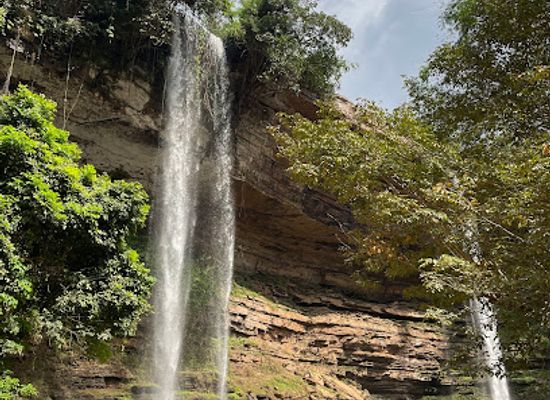 ghana/kokrobite/landmark/boti-waterfalls