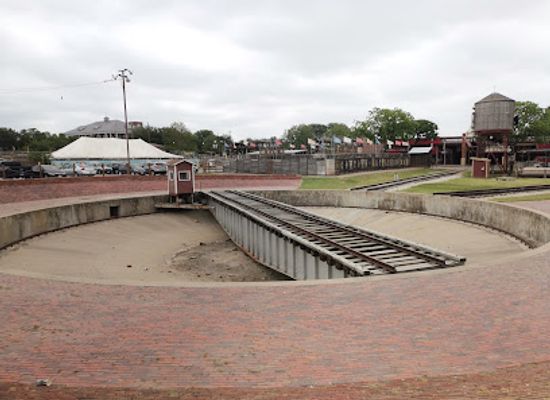 texas/fort-worth/landmark/train-hub