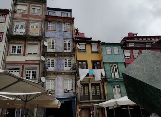portugal/porto/ribeira/landmark/torra-de-rua