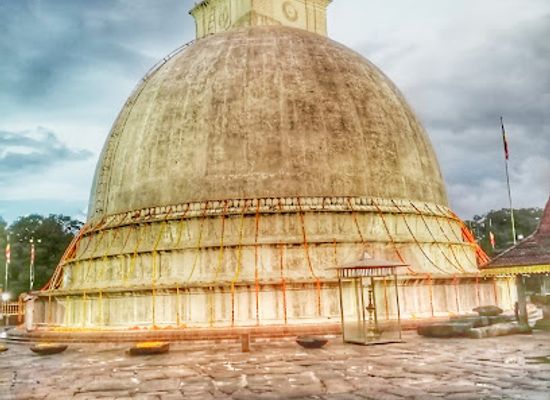 sri-lanka/eastern-province/landmark/seruwawila-rajamaha-viharaya