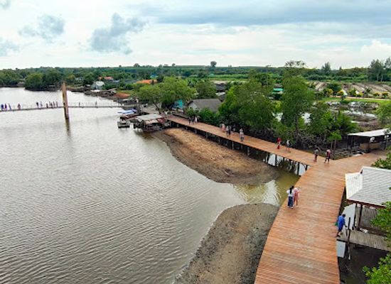 thailand/rayong/klaeng/landmark/ruksame-bridge