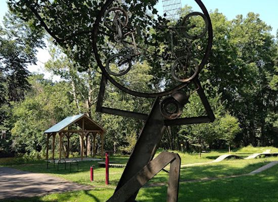 pennsylvania/lehigh-valley/landmark/hugh-moore-park
