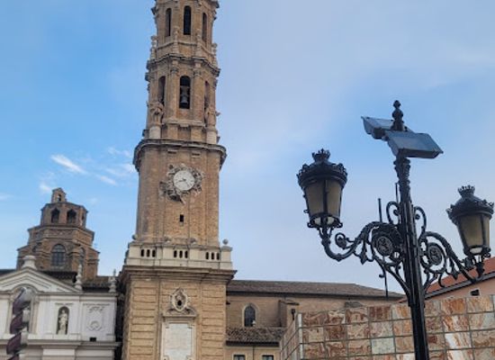 spain/zaragoza/landmark/tapestry-museum