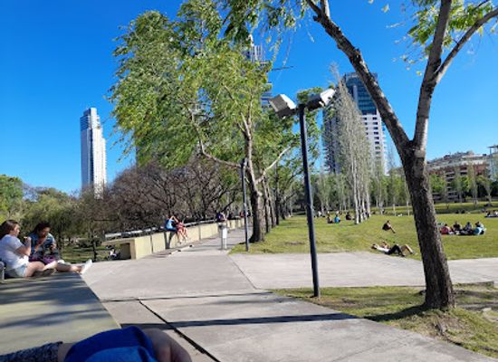 argentina/buenos-aires/landmark/parque-mujeres-argentinas