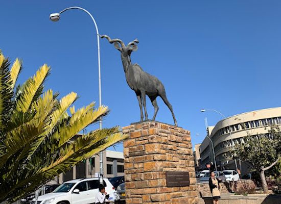 namibia/okahandja/landmark/kudu-statue