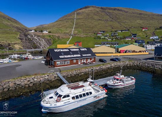 faroe-islands/vestmanna/landmark/vestmanna-tourist-centre