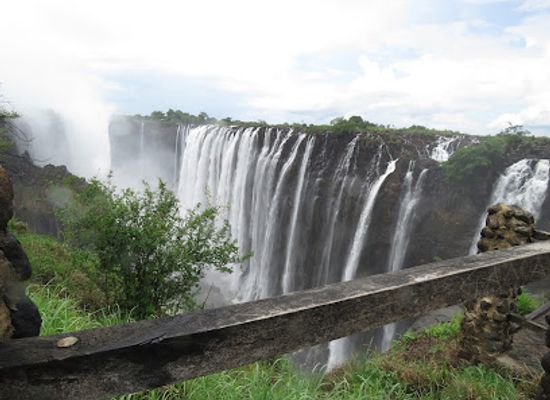 zambia/victoria-falls-area/landmark/victoria-falls-viewing