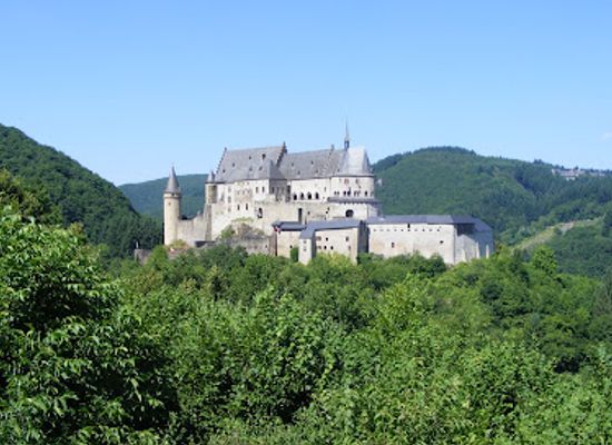 luxembourg/vianden/landmark/tourist-information-vianden