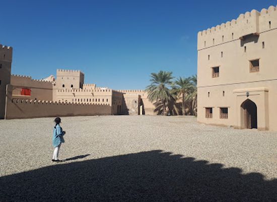 oman/ibri/landmark/souq-ibri-alqadim