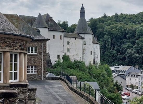 luxembourg/diekirch/landmark/clervaux-castle
