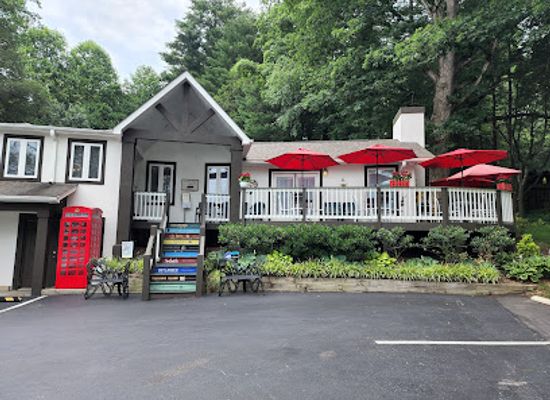 north-carolina/blue-ridge-mountains/landmark/the-book-and-bee-cafe-and-tea