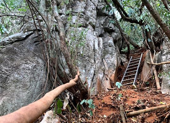 laos/vientiane-province/landmark/nang-oua-khiam-cave