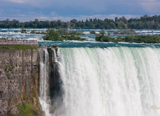 canada/northern-ontario/landmark/journey-behind-the-falls