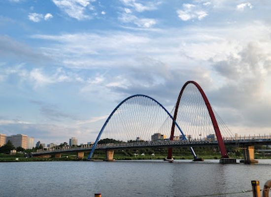 south-korea/hoseo-region/landmark/expo-bridge
