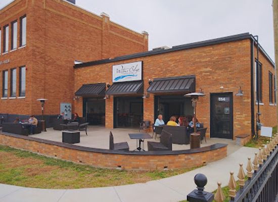 kentucky/elizabethtown/landmark/waters-edge-winery-bistro-of-etown