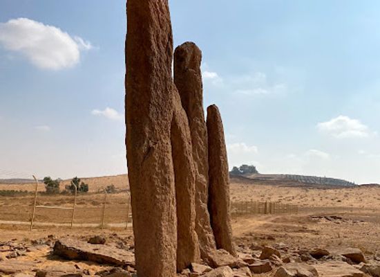 saudi-arabia/al-jawf/landmark/rajajil-columns