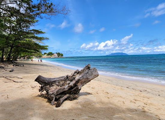 seychelles/ile-de-l-est/landmark/beau-vallon-beach