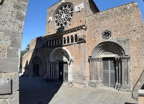 italy/maremma/landmark/church-of-saint-mary-maggiore