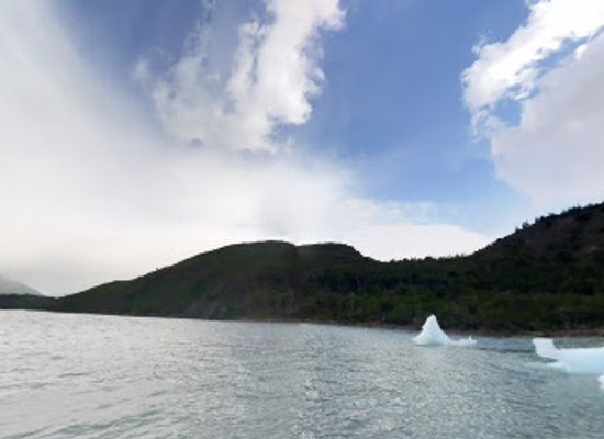 chile/magallanes-and-chilean-antarctica-region/landmark/dickson-lake