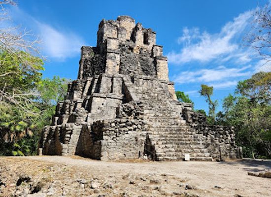 mexico/yucatan-peninsula/landmark/zona-arqueologica-de-muyil
