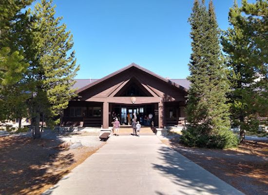 wyoming/teton-county/landmark/grant-visitor-center