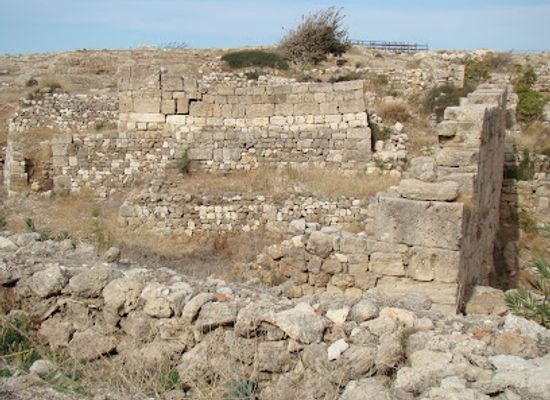 lebanon/jbeil-district/landmark/royal-palace